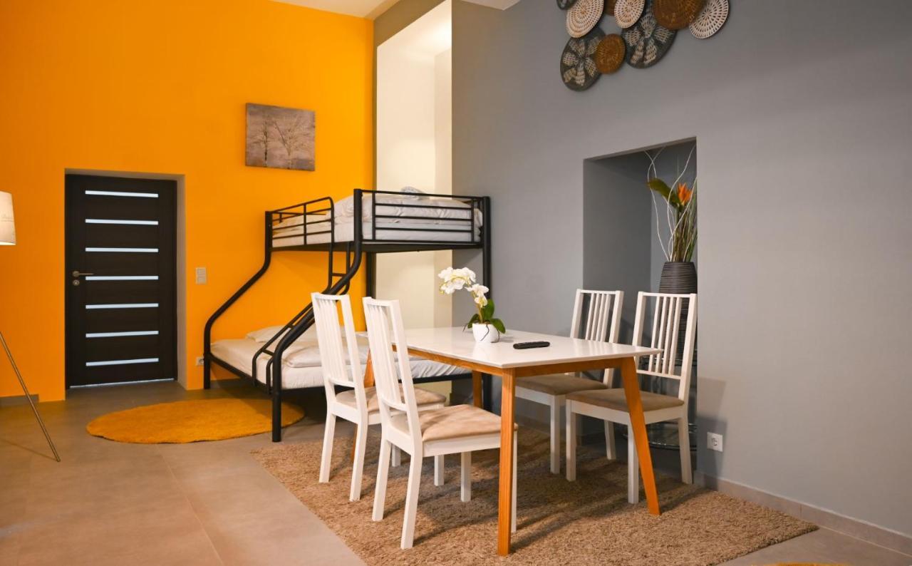 Charming Domicile Wien Allerheiligenplatz Apartment Bagian luar foto