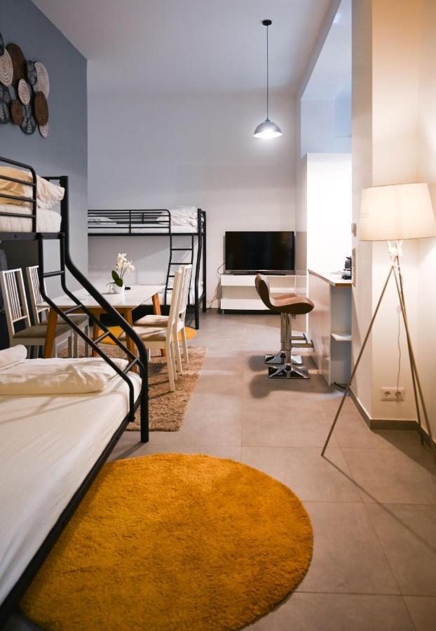 Charming Domicile Wien Allerheiligenplatz Apartment Bagian luar foto