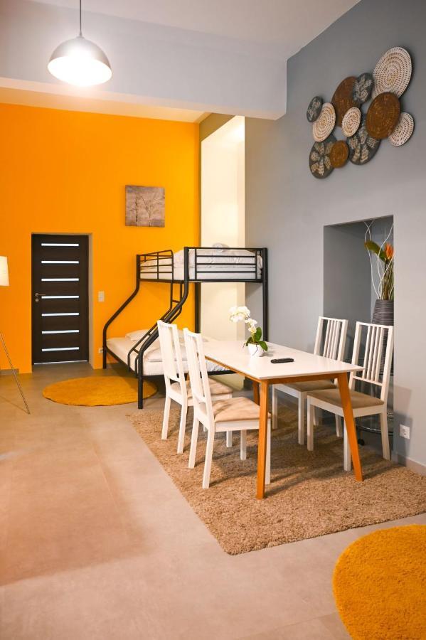 Charming Domicile Wien Allerheiligenplatz Apartment Bagian luar foto